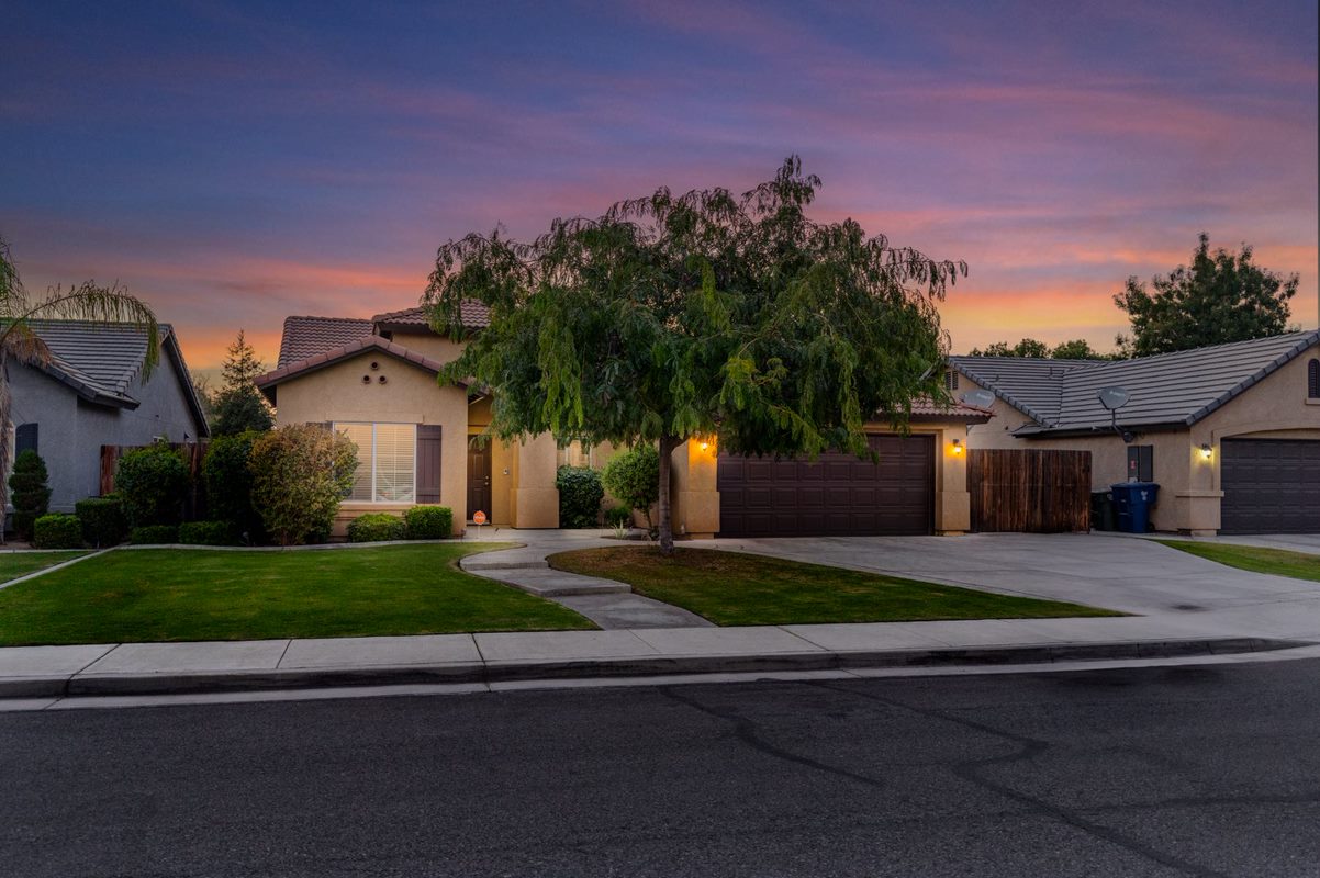 3811 Cornerstone Way