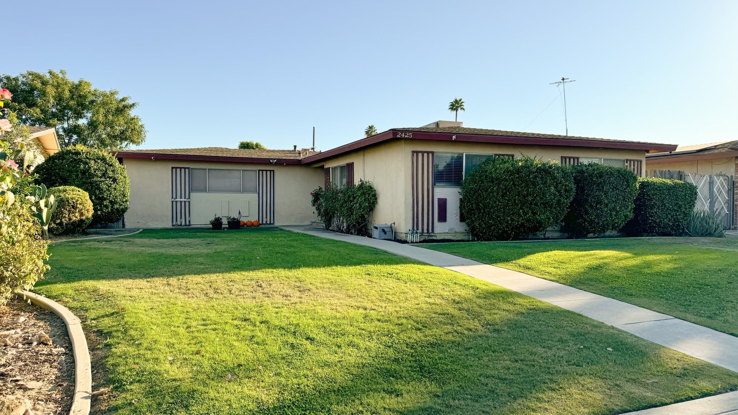 Property main image