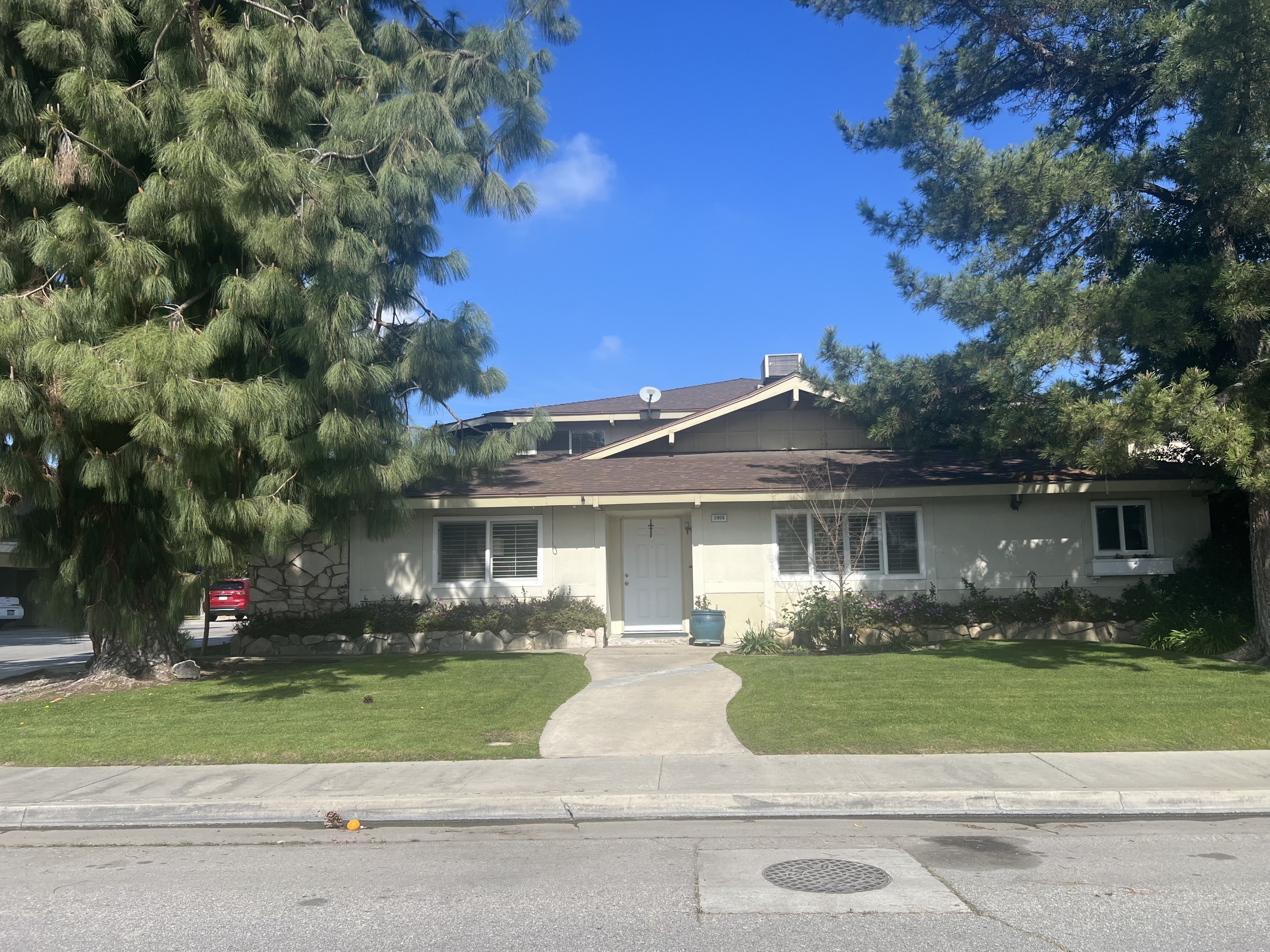 5908 Stockdale Highway - 4